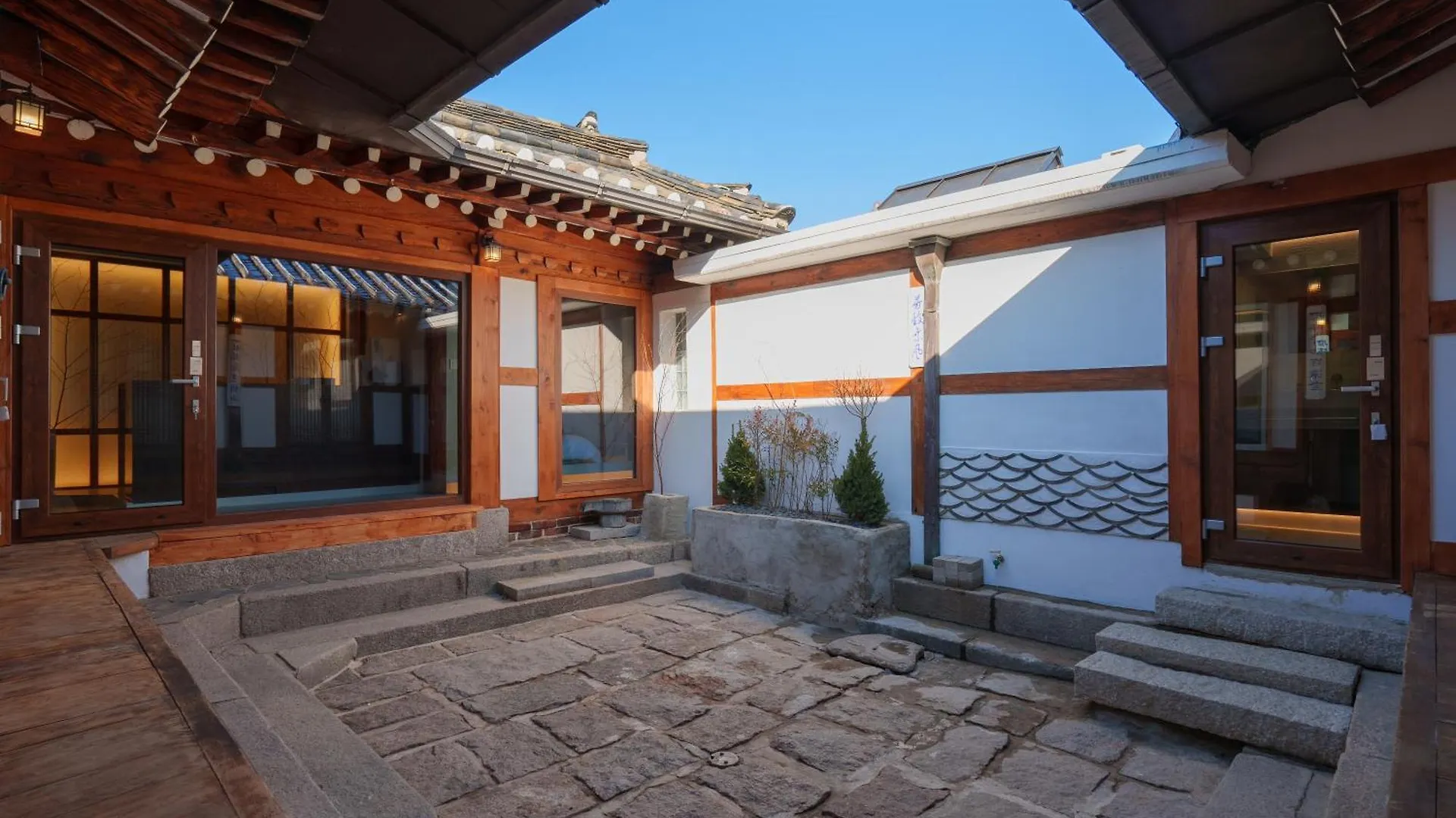 Bukchon Hanok - 'Yul Jae' The Access Code Is Sent By Message Seoul Südkorea